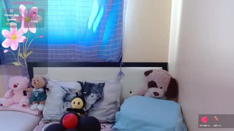 paola online show from February 22, 2025, 6:41 pm