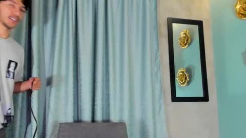 Sebastian online show from October 18, 2025, 7:14 pm