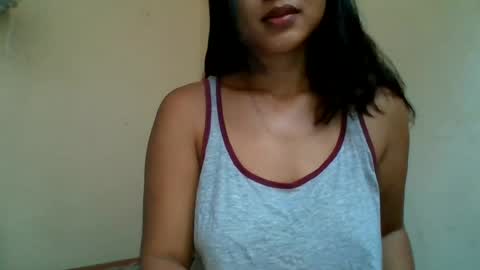 Snapshot of 1smile4u chatting on July 2, 2026, 12:32 am 1smile4u online show from July 2, 2026, 12:32 am