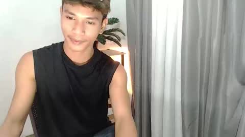 1sweetloverxx online show from April 22, 2026, 1:12 pm