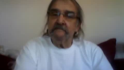 1valentine online show from October 4, 2025, 3:43 pm