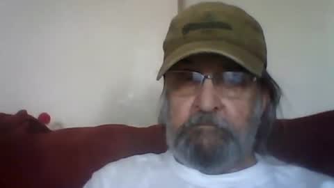 Snapshot of 1valentine chatting on May 4, 2026, 6:48 pm 1valentine online show from May 4, 2026, 6:48 pm