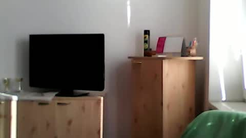 1vaso online show from September 18, 2025, 7:10 am