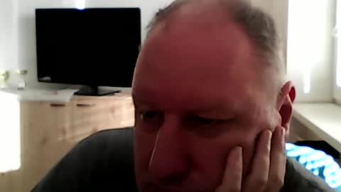 1vaso online show from October 13, 2025, 6:35 am