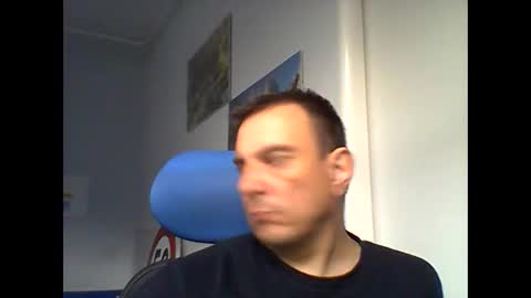 Snapshot of 2025eyesforyou chatting on March 8, 2026, 5:44 am 2025eyesforyou online show from March 8, 2026, 5:44 am