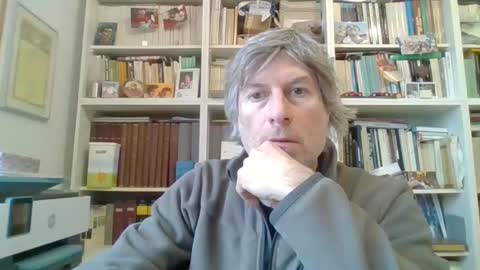 22esserre online show from January 20, 2025, 10:40 am