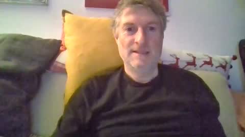 22esserre online show from March 3, 2025, 9:15 pm