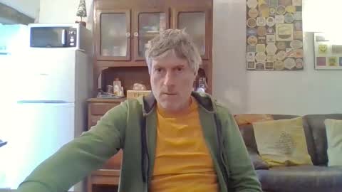 22esserre online show from April 23, 2026, 12:29 pm