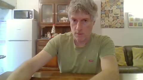 22esserre online show from May 8, 2026, 11:59 am