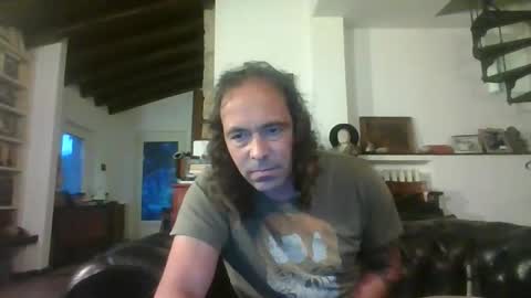 27lv27 online show from April 10, 2026, 6:01 pm