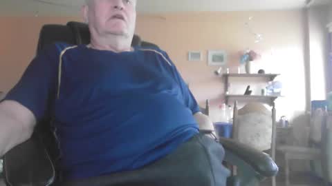 29famila online show from December 5, 2025, 11:52 am