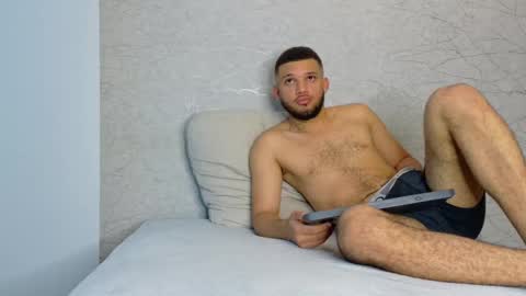 2alexoconor online show from February 24, 2025, 8:25 pm