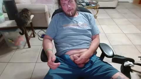 Snapshot of 2dirtyhillbillies chatting on June 19, 2026, 10:08 am ThrillBilly online show from June 19, 2026, 10:08 am