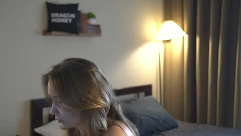 Elley  online show from April 23, 2026, 6:14 am