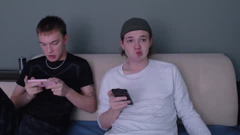 Eleot online show from October 5, 2025, 7:50 am