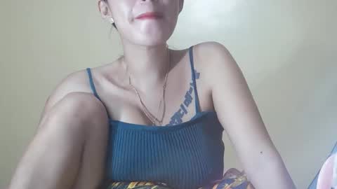Snapshot of 2pinaybeauty chatting on November 11, 2025, 1:00 pm 2pinaybeauty online show from November 11, 2025, 1:00 pm
