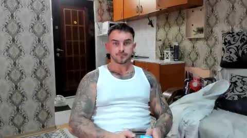 2sexymuscles online show from October 16, 2025, 7:48 pm