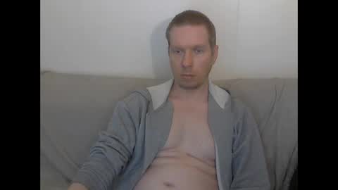 2small4you83 online show from February 24, 2026, 11:30 am