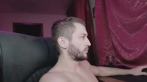 33377alex77333 online show from November 24, 2025, 4:56 am