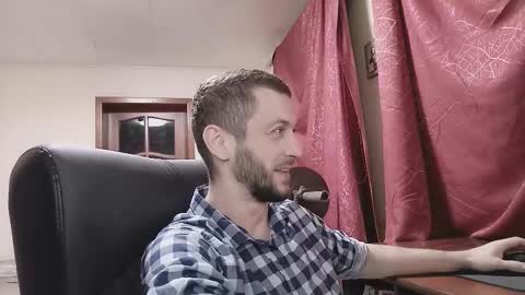 33377alex77333 online show from November 25, 2025, 8:31 pm