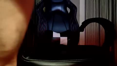 1 online show from October 9, 2025, 1:58 am