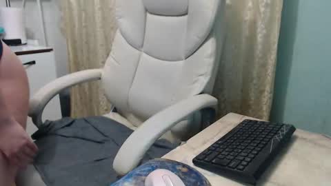 3sweetcandy3 online show from April 24, 2026, 10:34 pm