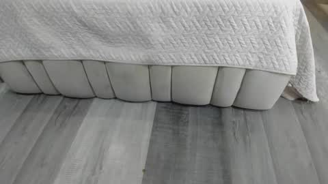 3X NAXAA online show from September 16, 2025, 12:17 pm