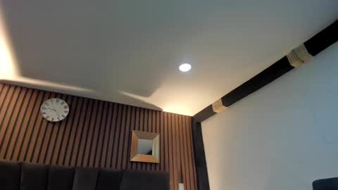 3X NAXAA online show from October 1, 2025, 12:22 pm