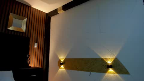 3X NAXAA online show from October 27, 2025, 12:42 pm