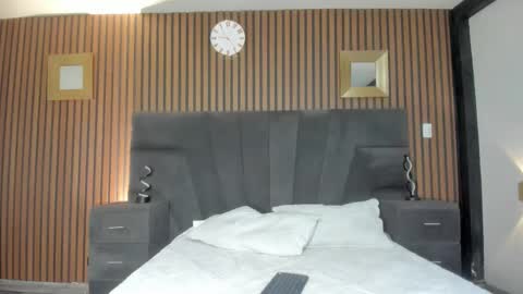 3X NAXAA online show from November 28, 2025, 1:25 pm