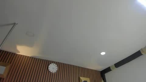 3X NAXAA online show from April 19, 2026, 1:32 pm