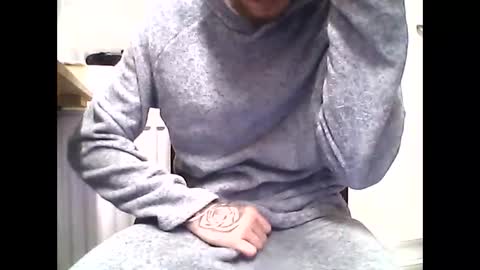 420feetloverr420 online show from February 10, 2025, 1:46 am