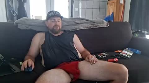 Snapshot of 420happydaz chatting on June 18, 2026, 7:51 pm 420happydaz online show from June 18, 2026, 7:51 pm