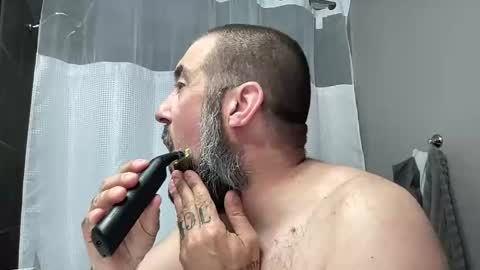 KC420Couple online show from April 18, 2026, 1:59 pm