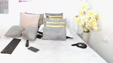 493ashlyfoxx online show from October 5, 2025, 11:46 pm