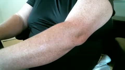 4bgdaddyks online show from October 2, 2025, 1:51 pm