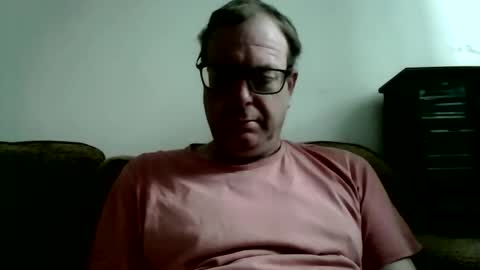 robert online show from April 21, 2026, 8:53 am