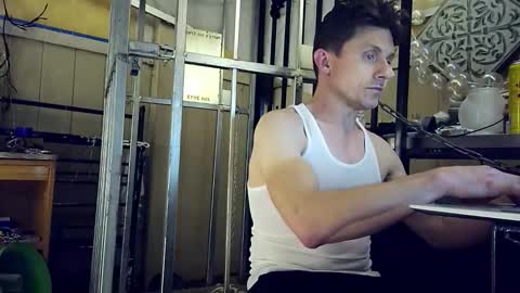 4u2keeplockedup online show from November 30, 2025, 3:21 am