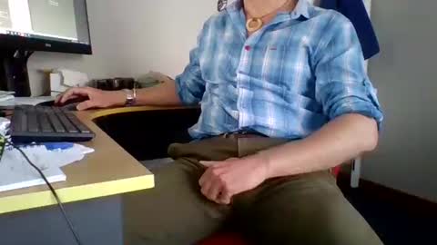 555tony555 online show from December 8, 2024, 9:30 pm