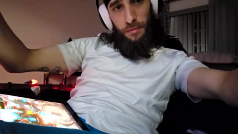 3AYDOESIT online show from April 21, 2026, 5:36 am