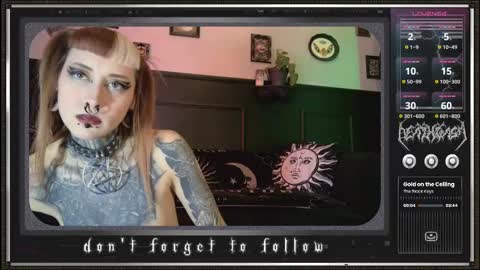 Juune online show from February 15, 2025, 10:31 pm