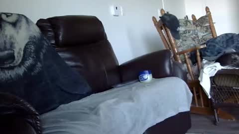 66bear online show from December 20, 2025, 2:57 pm