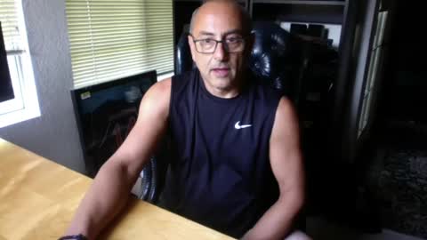 daddy vegas  for single women and couples here online show from October 1, 2025, 12:16 am