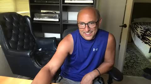 daddy vegas  for single women and couples here online show from June 10, 2026, 12:22 am