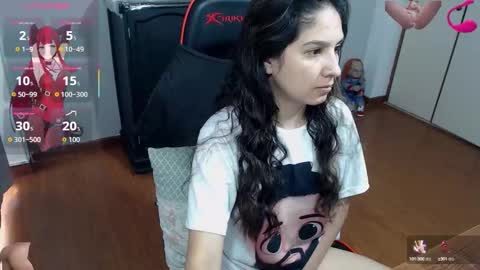 lucero online show from September 19, 2025, 6:52 pm