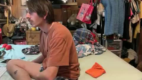 FUCKR online show from October 23, 2025, 9:19 am