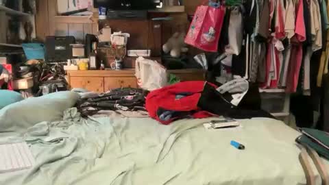 FUCKR online show from November 6, 2025, 4:13 am