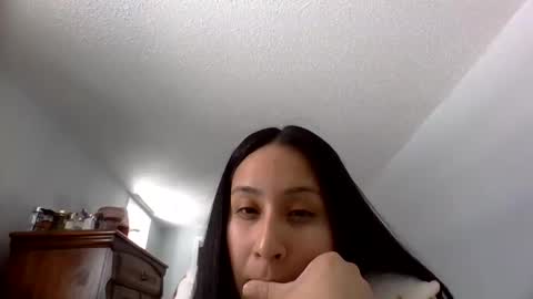 69latina69 online show from February 20, 2025, 7:08 pm