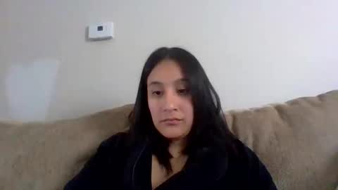 69latina69 online show from November 17, 2025, 4:13 pm