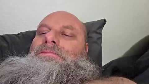 69singledad79 online show from June 6, 2026, 4:06 am